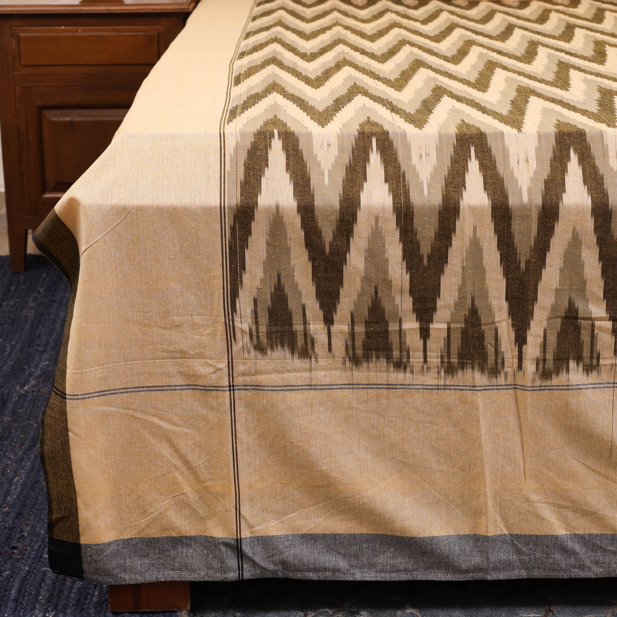 Beige - Handloom Cotton Pochampally Ikat Double Bedsheet Set (108 x 90 in) 04 - Image 3
