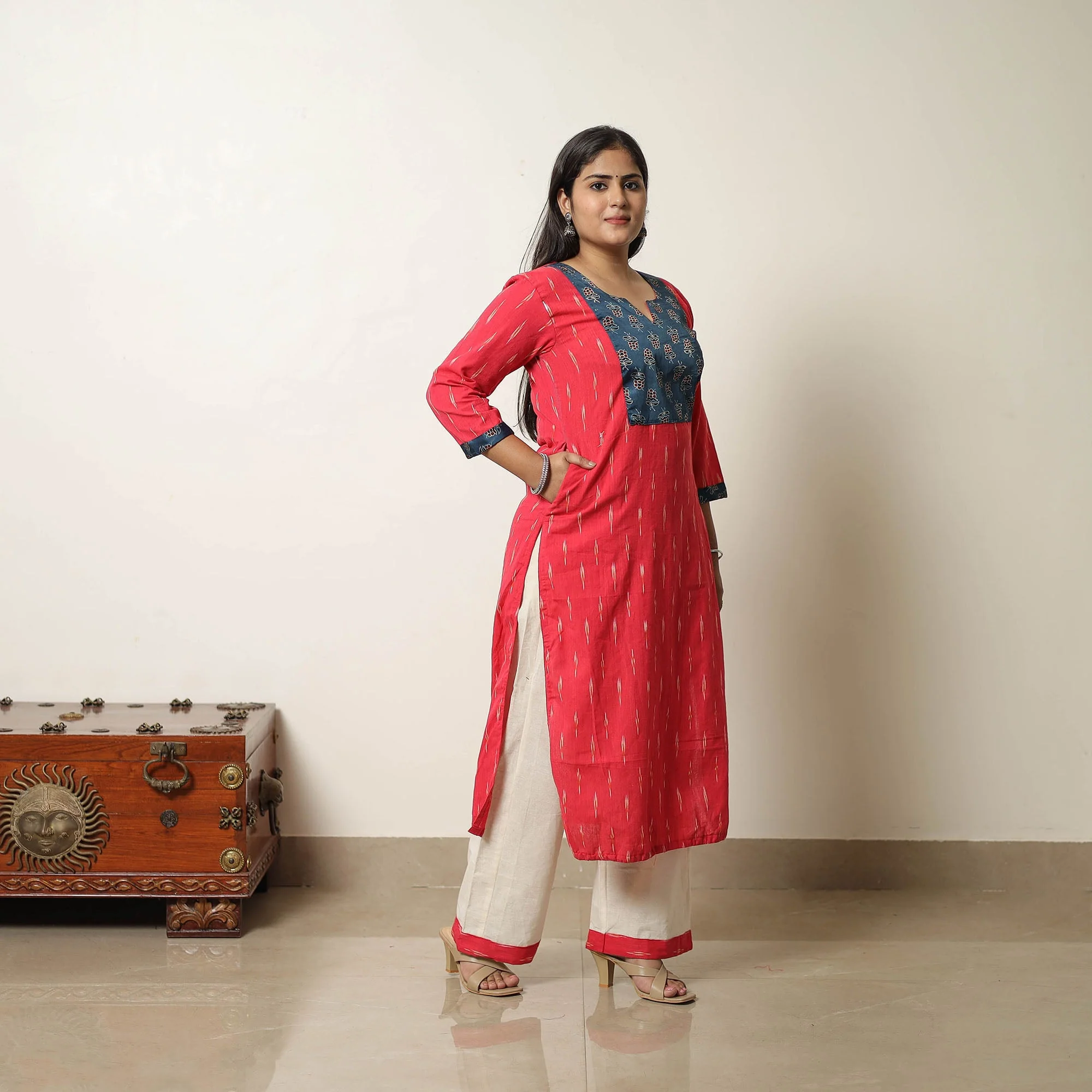 Pink - Handloom Cotton Pochampally Ikat Kurta Set 05 - Image 5