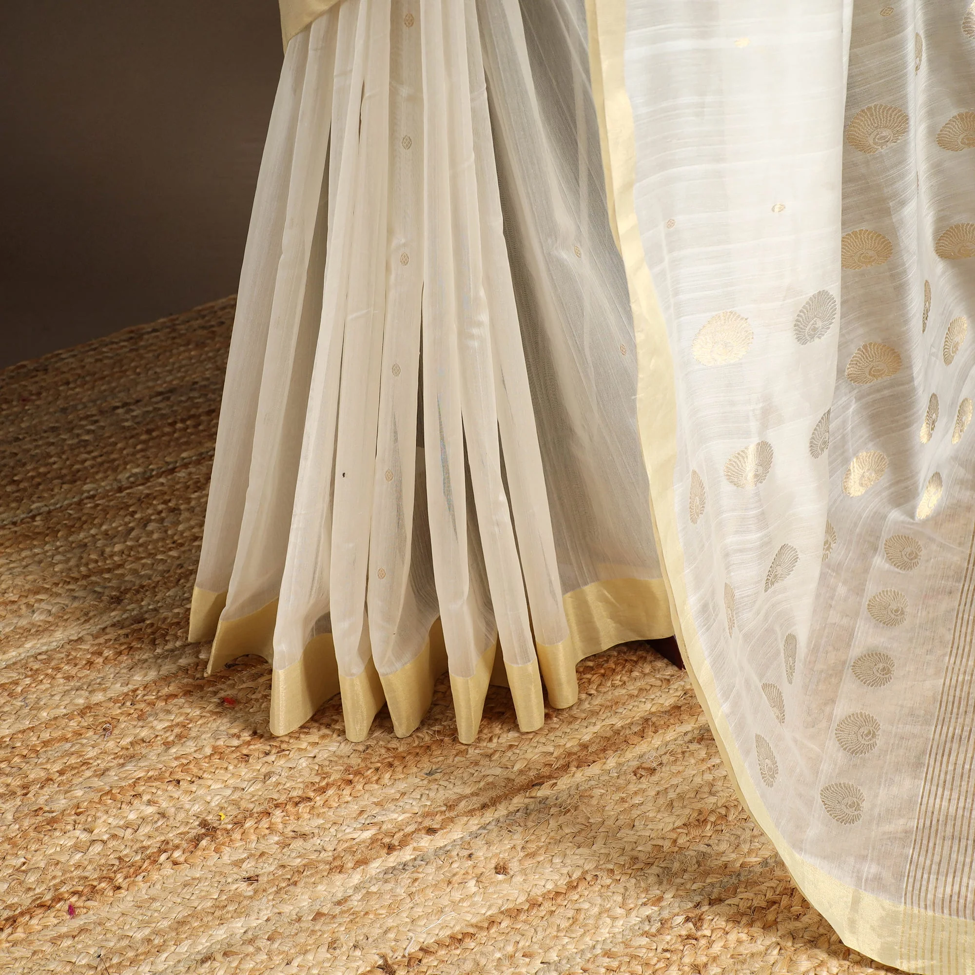 White - Handloom Zari Work Chanderi Silk Saree 05 - Image 4