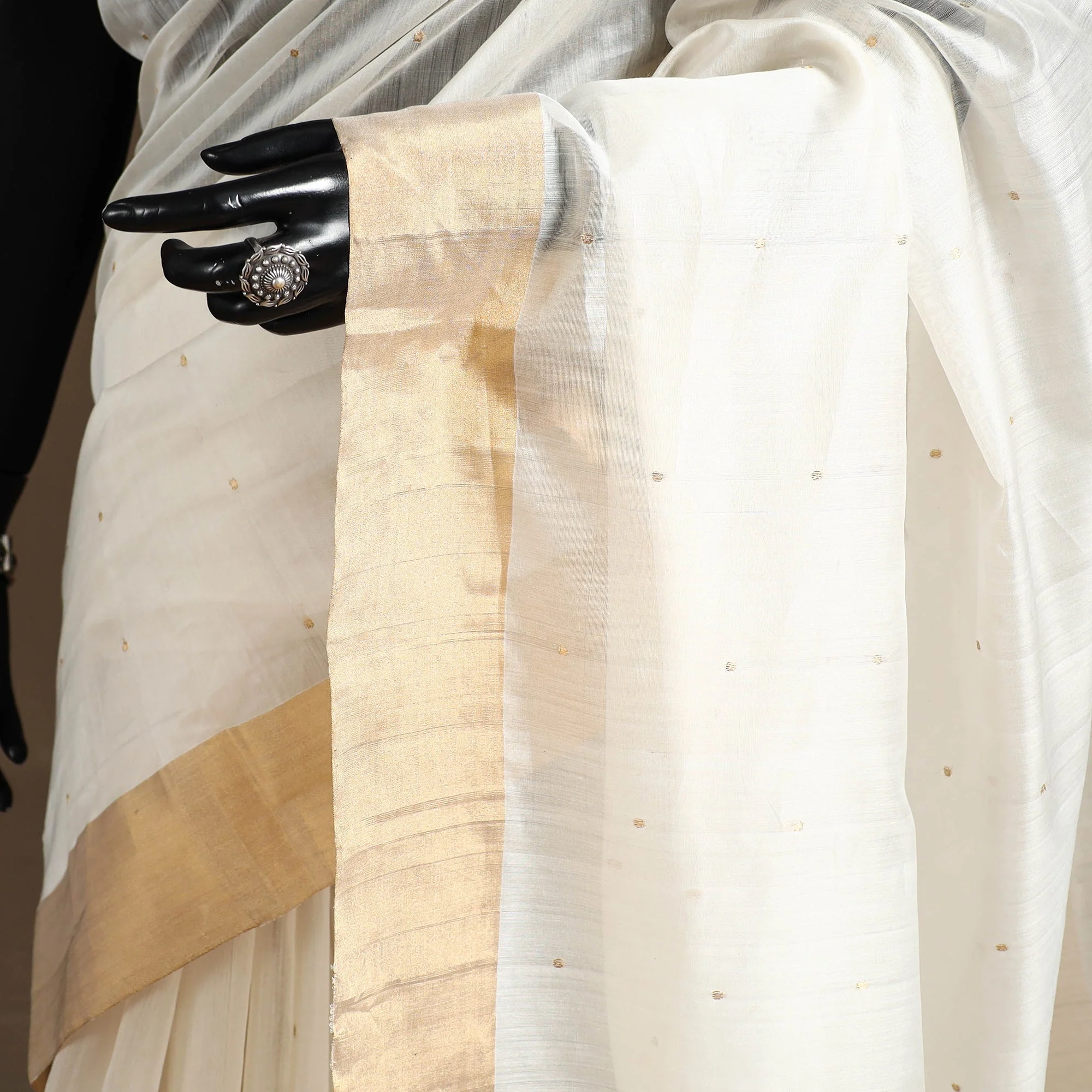 White - Handloom Zari Work Chanderi Silk Saree 20 - Image 3