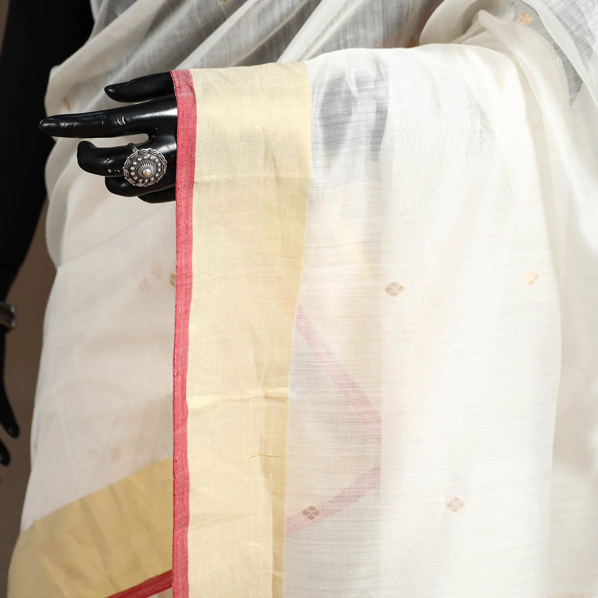 White - Handloom Zari Work Chanderi Silk Saree 23 - Image 3